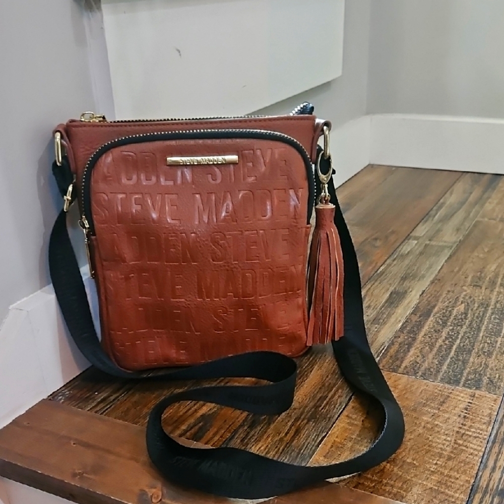 Steve Madden Women's Brown And Black Vegan Leather Crossbody Bag W/ Gold Accents